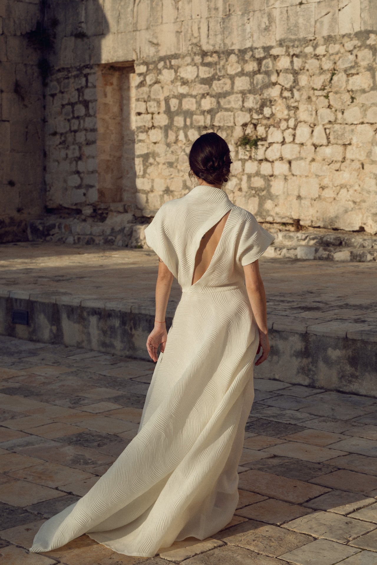 *PLISSE Wedding Dress