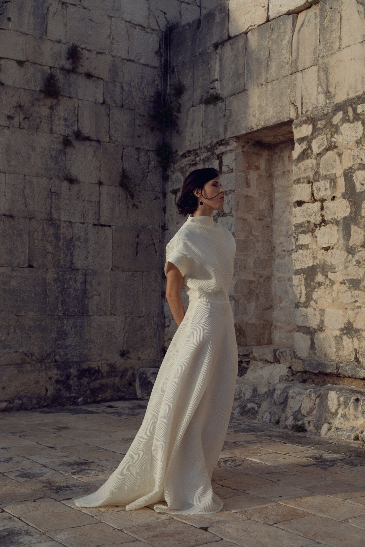 *PLISSE Wedding Dress